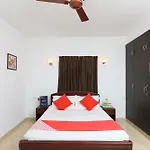 Oyo 41 Silverkey Karappakam