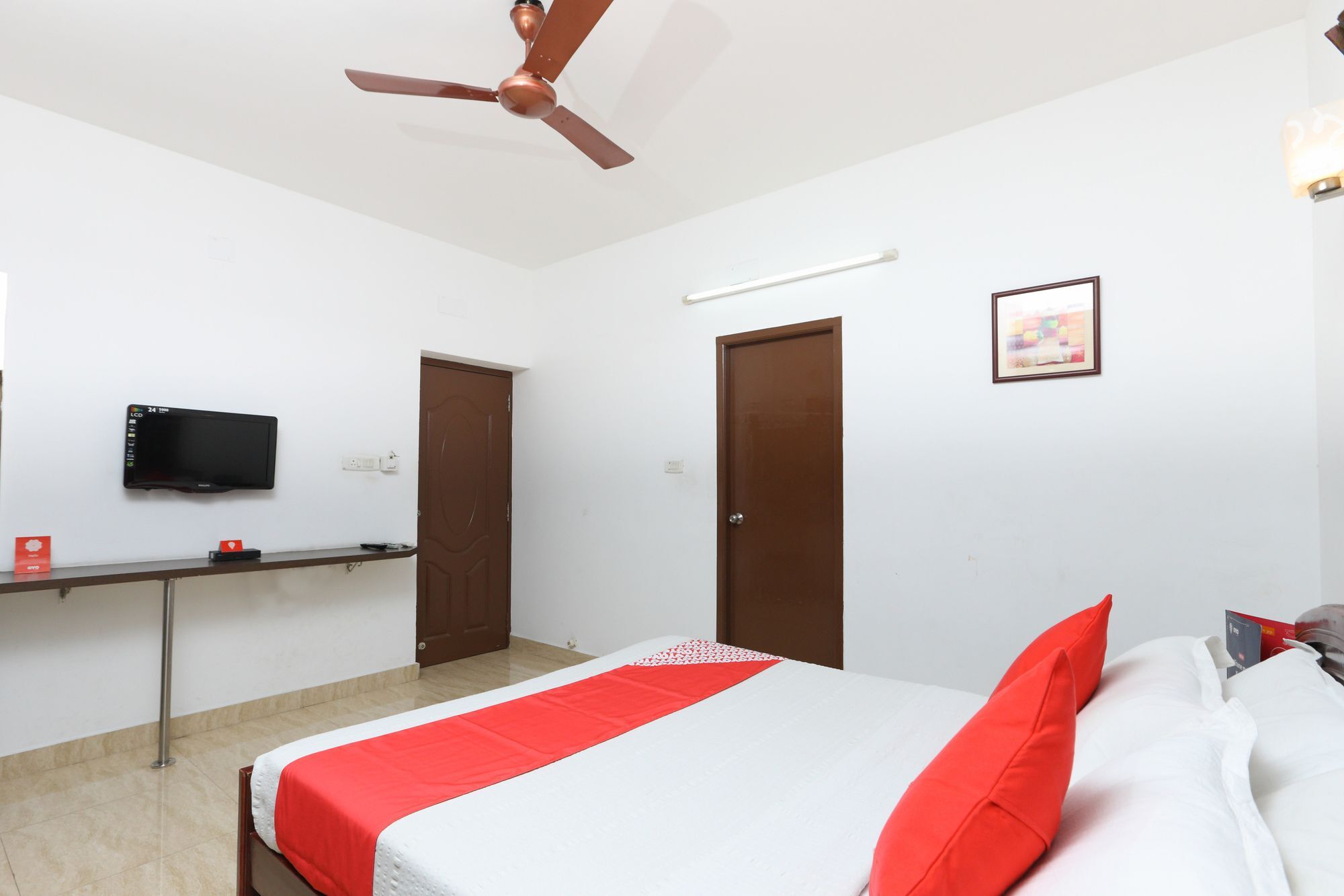Hotel Oyo 41 Silverkey Karappakam