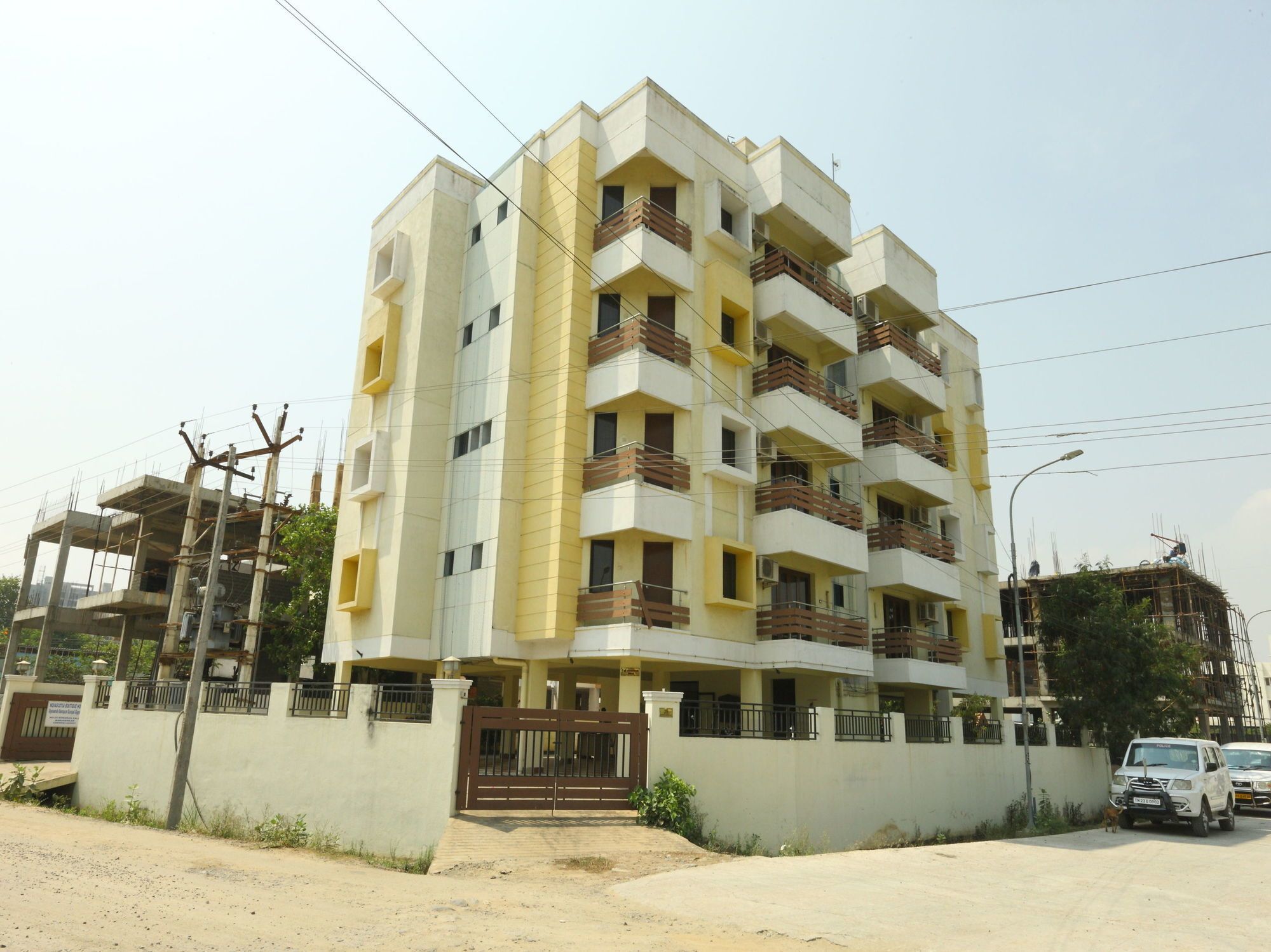 Oyo 41 Silverkey Karappakam Chennai